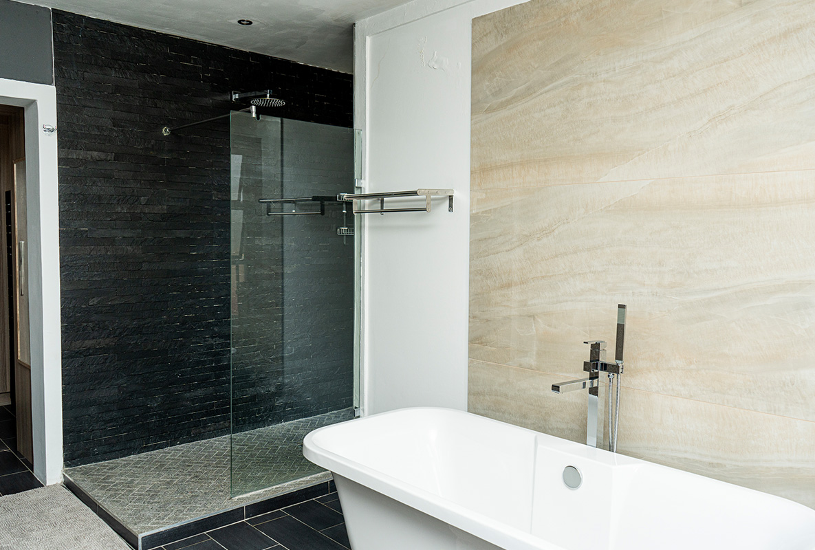 Vilakazi Suite en-suite bedroom at Soweto Boutique Hotel